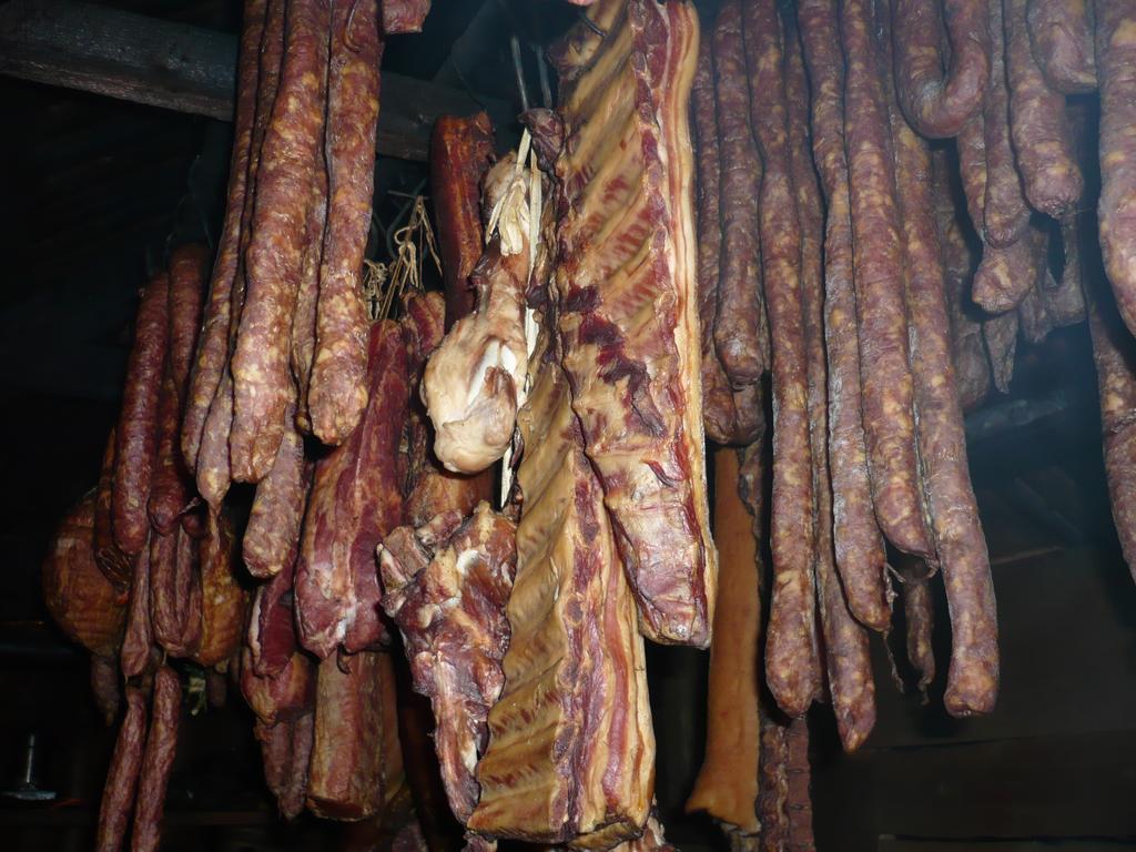Casa Bunicii Din Bucovina Βίλα Vama  Δωμάτιο φωτογραφία