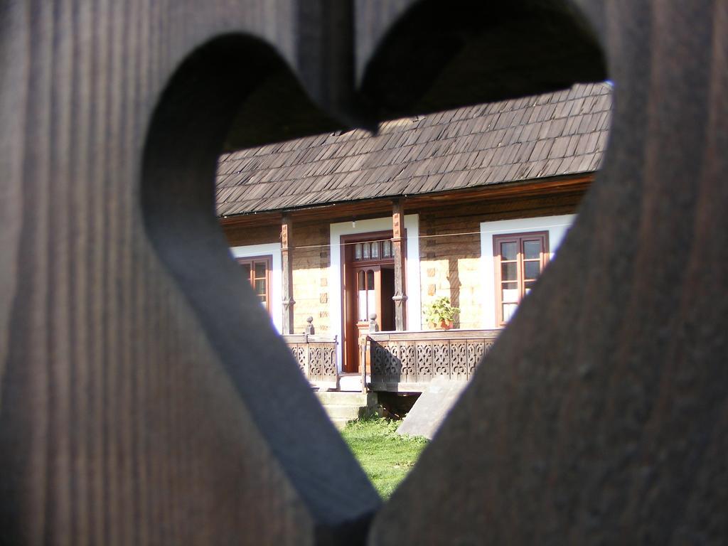 Casa Bunicii Din Bucovina Βίλα Vama  Δωμάτιο φωτογραφία